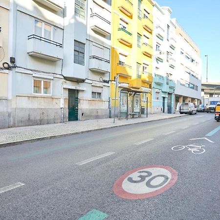 Appartement Quiet And Central 2Br Apt, By Timecooler à Lisboa Extérieur photo